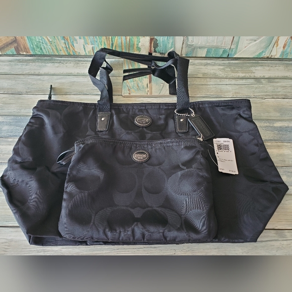COACH GETAWAY SIGNATURE NYLON PACKABLE WEEKENDER Travel Tote w/ Pouch NWT - Picture 1 of 7
